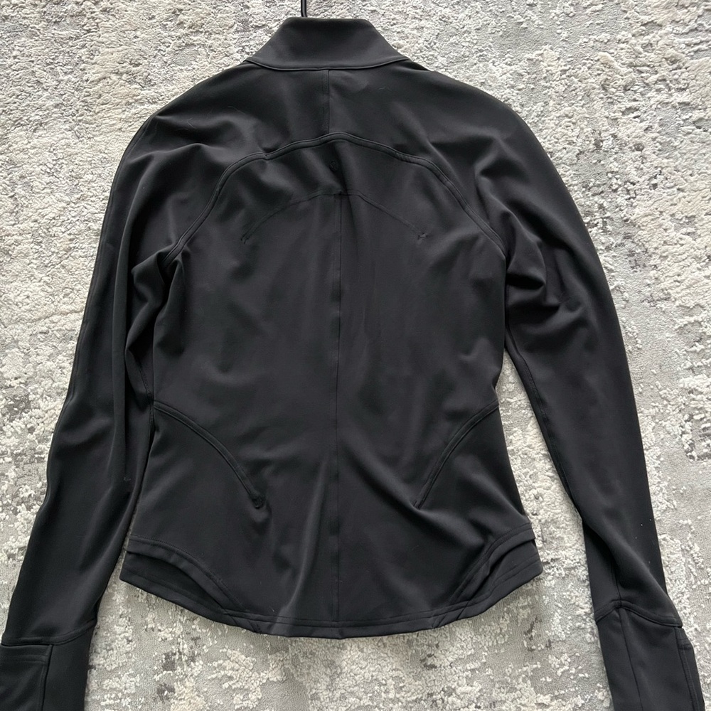Like new lululemon size 8 instill jacket black - Picture 2 of 2